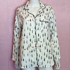 Sleep Sense Portuguese Flannel White and Green Christmas Tree Forest Pajama Top